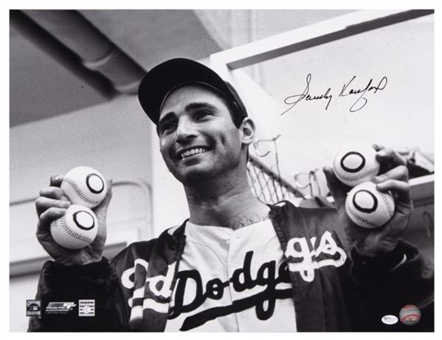 Sandy Koufax Autographed 16x20 Photo